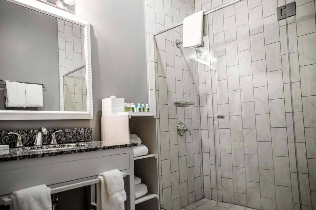 Bluegreen Vacations Club La Pension New Orleans Buitenkant foto